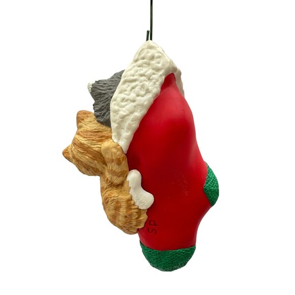 Hallmark Keepsake Ornament Mom & Dad Sculpted Cats In Stocking 2001 QX8462 - Picture 4 of 10